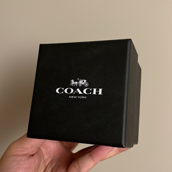 COACH Watch - Picture 7 of 8